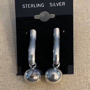 P1887 Retired Silpada Sterling Drop post Earrings